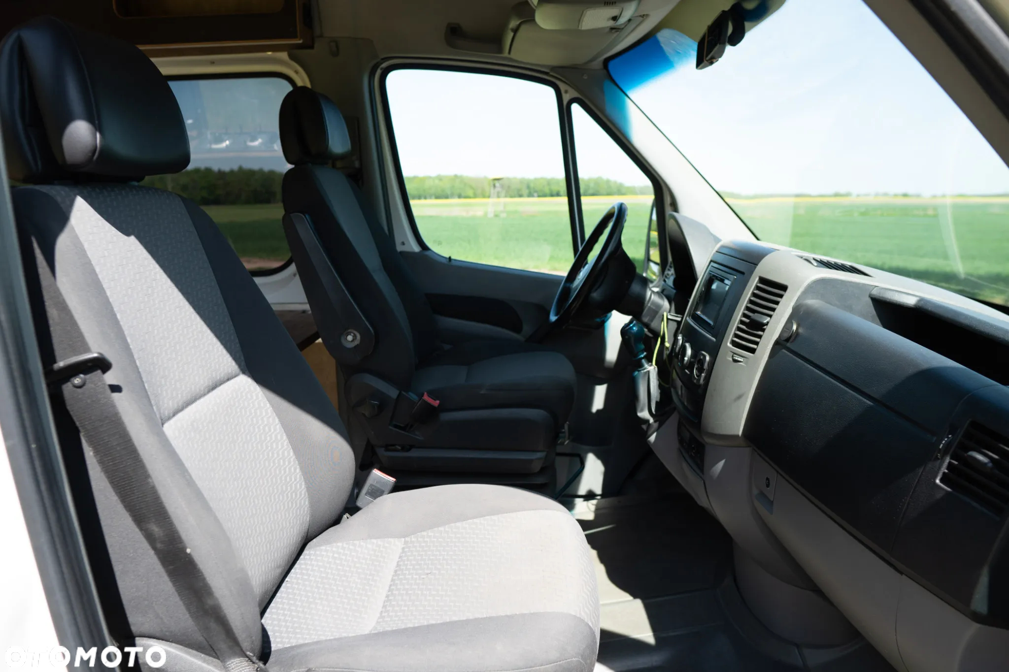 Volkswagen Crafter - 14