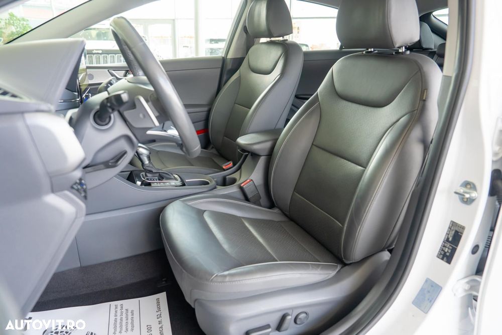 Hyundai IONIQ - 18