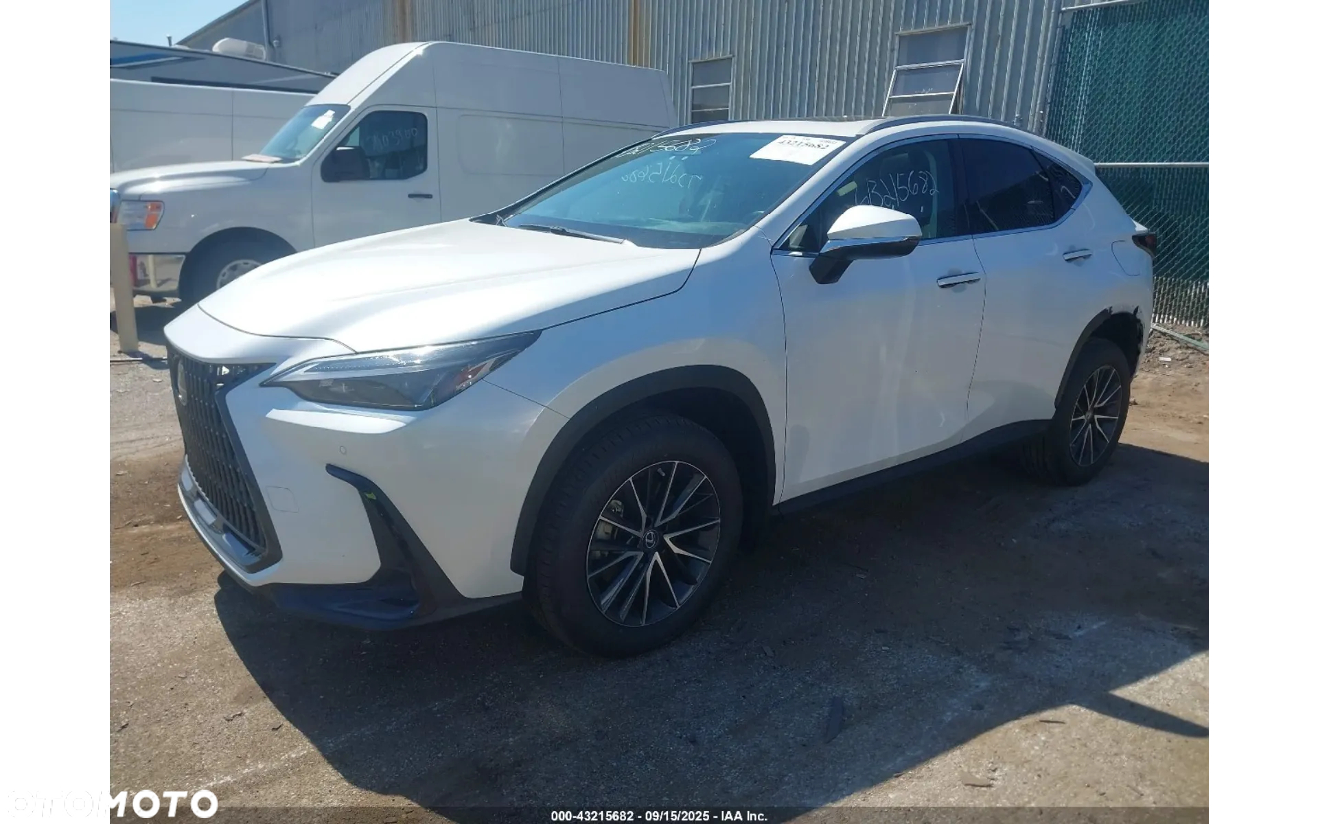 Lexus NX 350h Business AWD - 3