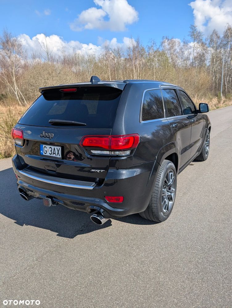 Jeep Grand Cherokee SRT - 7