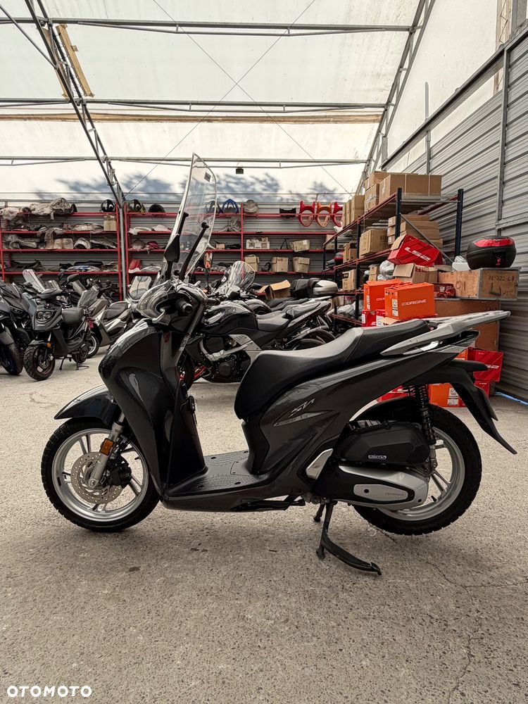 Honda SH - 5