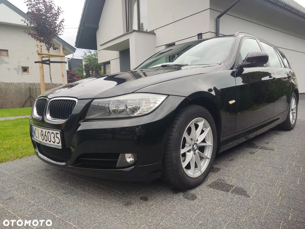BMW Seria 3 318i - 3