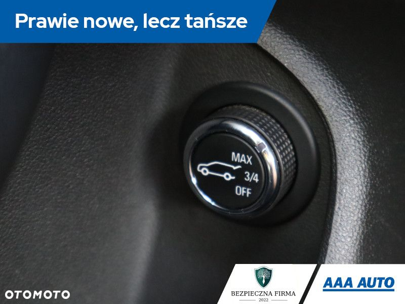 Opel Insignia - 23