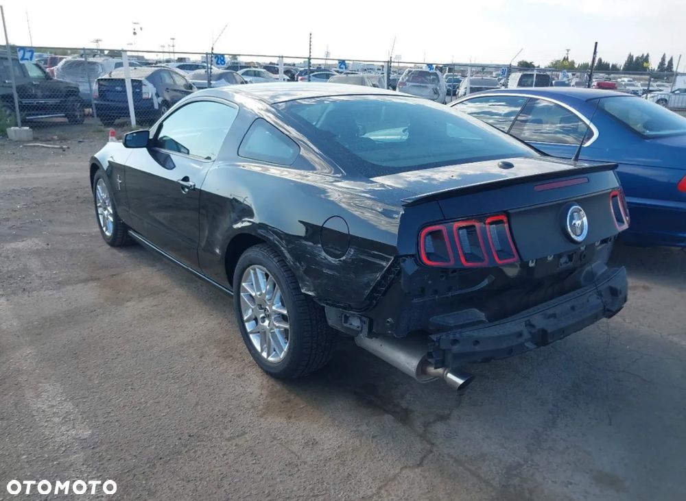 Ford Mustang 3.7 V6 Premium - 5