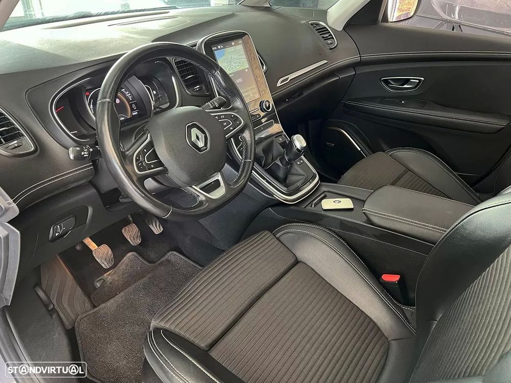 Renault Grand Scénic 1.5 dCi Bose Edition SS - 9