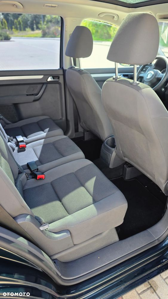 Volkswagen Touran 1.2 TSI STYLE - 19