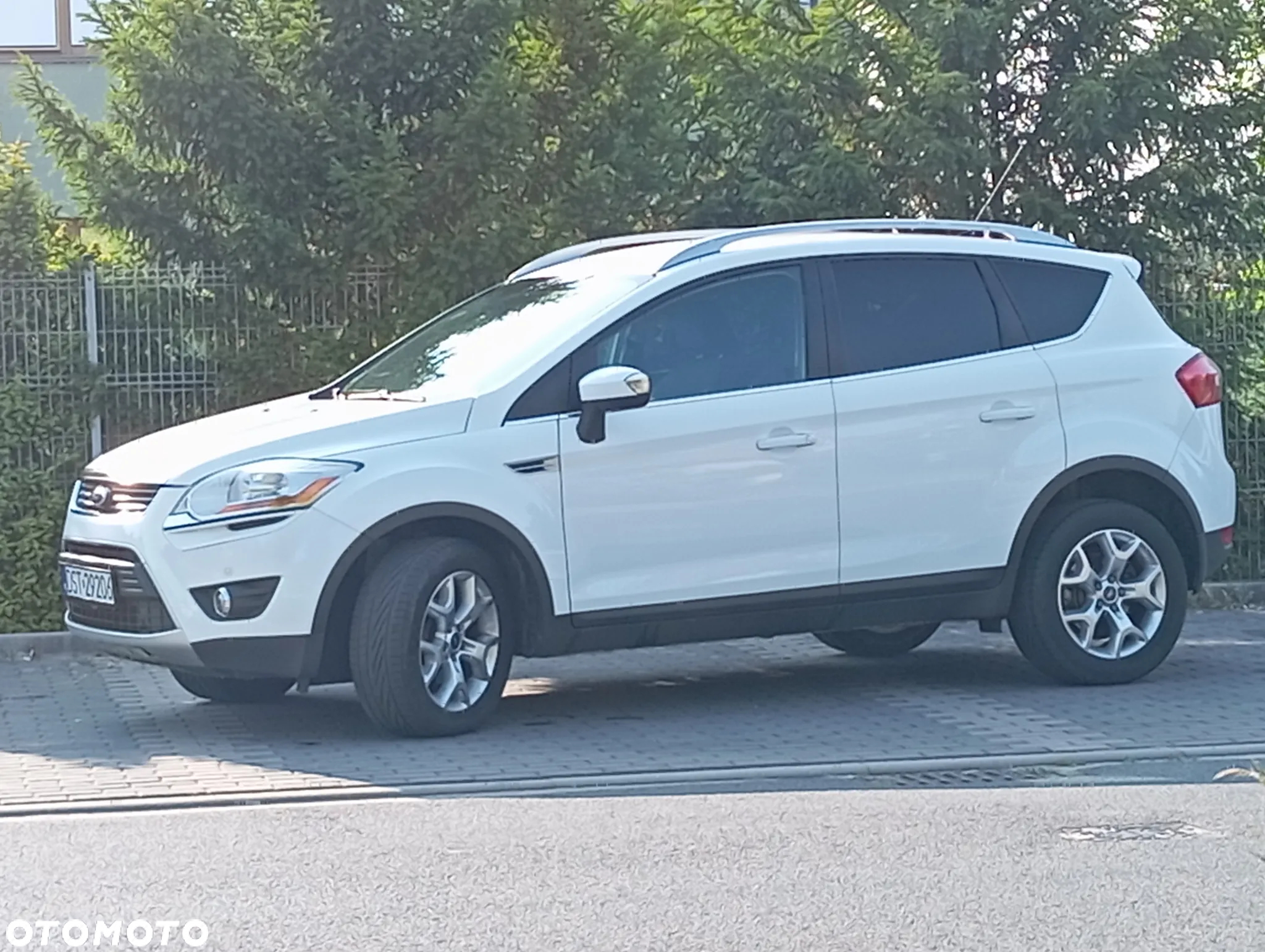 Ford Kuga 2.0 TDCi 2x4 Trend - 10