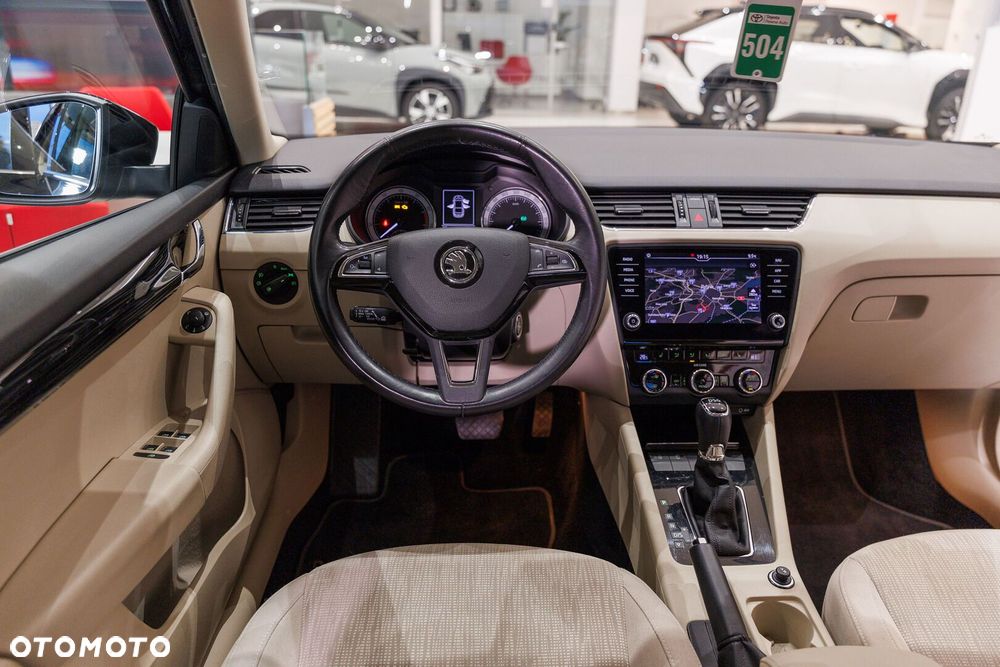 Skoda Octavia 1.4 TSI Style DSG - 8