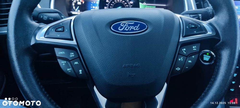 Ford Edge - 25
