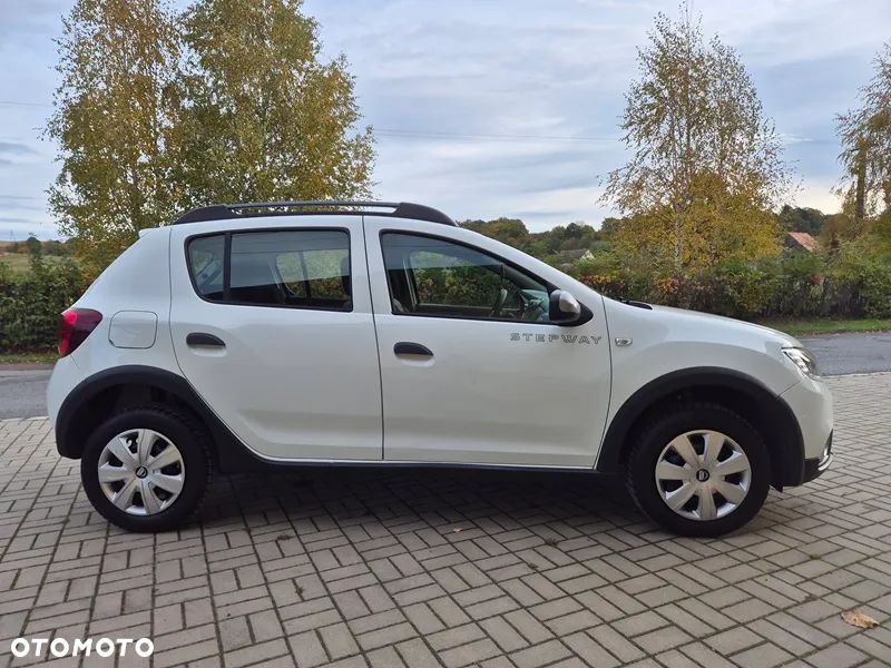 Dacia Sandero Stepway Blue dCi 95 Prestige - 4