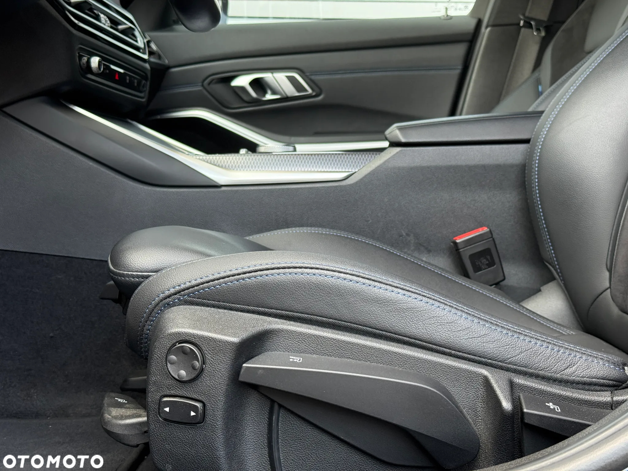BMW Seria 3 320d xDrive M Sport sport - 19