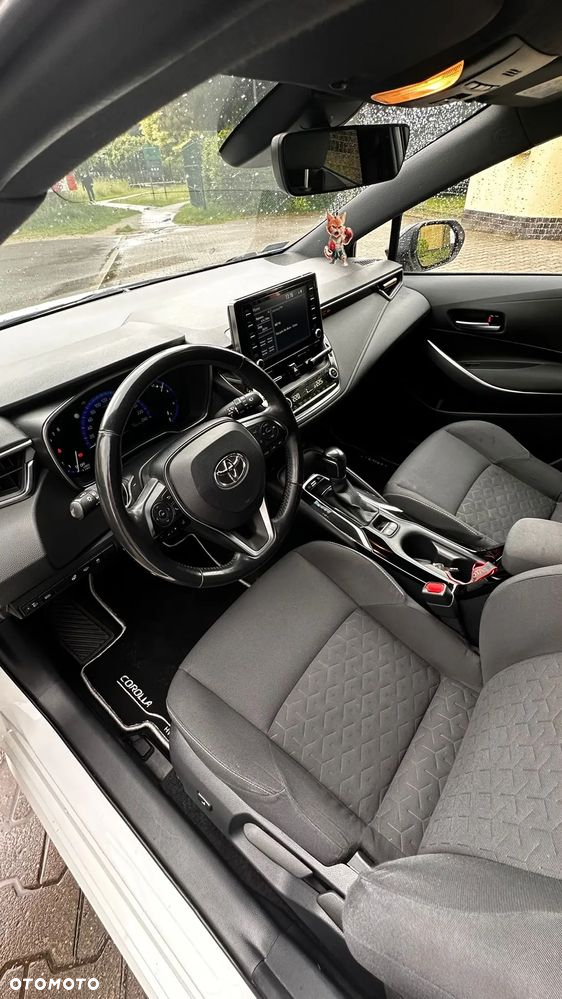 Toyota Corolla - 25