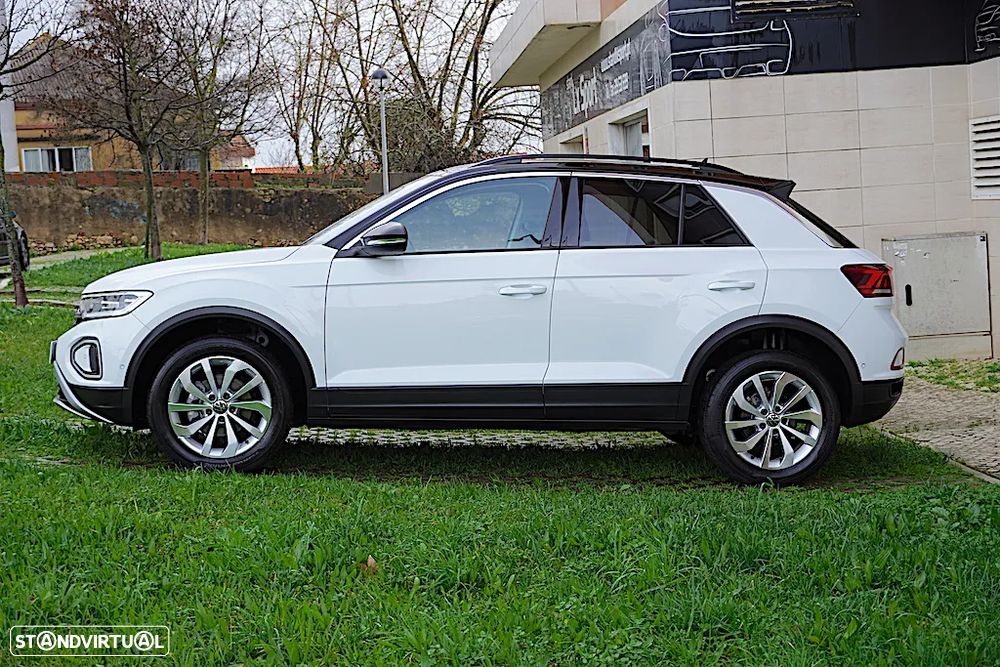 VW T-Roc 1.5 TSI Urban DSG - 3