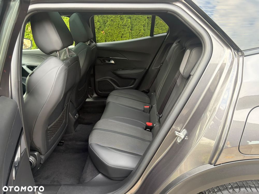 Peugeot 2008 - 9