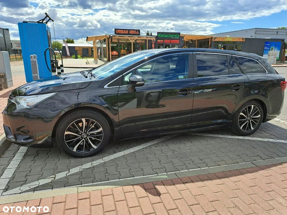 Toyota Avensis 2.0 D-4D Active Business - 3