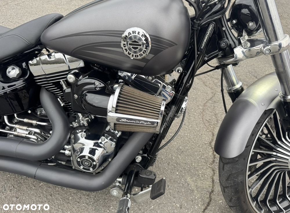 Harley-Davidson FXSB Breakout - 7