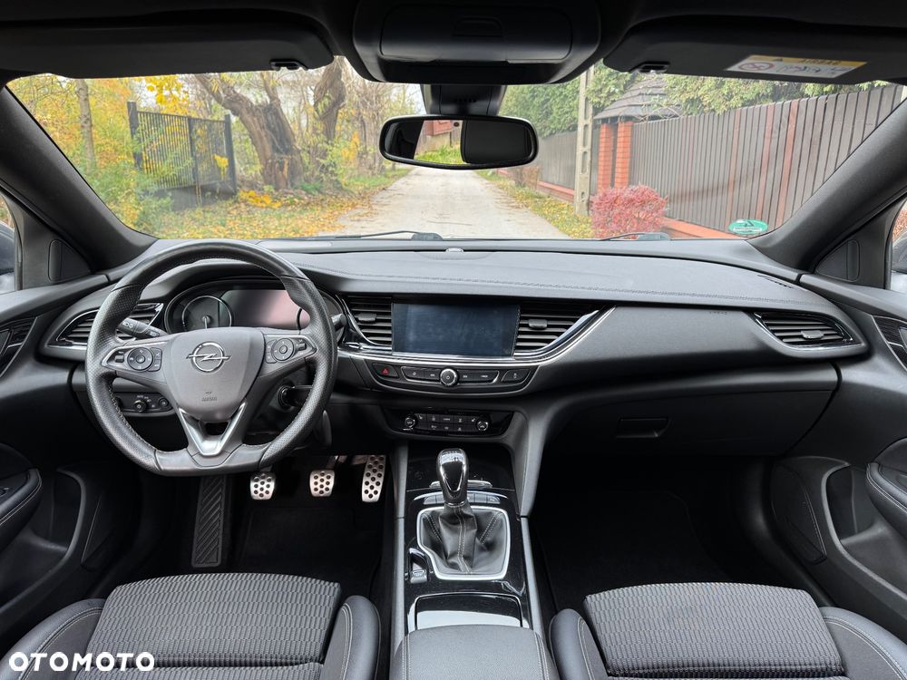 Opel Insignia Sports Tourer 1.6 ECOTEC Diesel Exclusive - 6