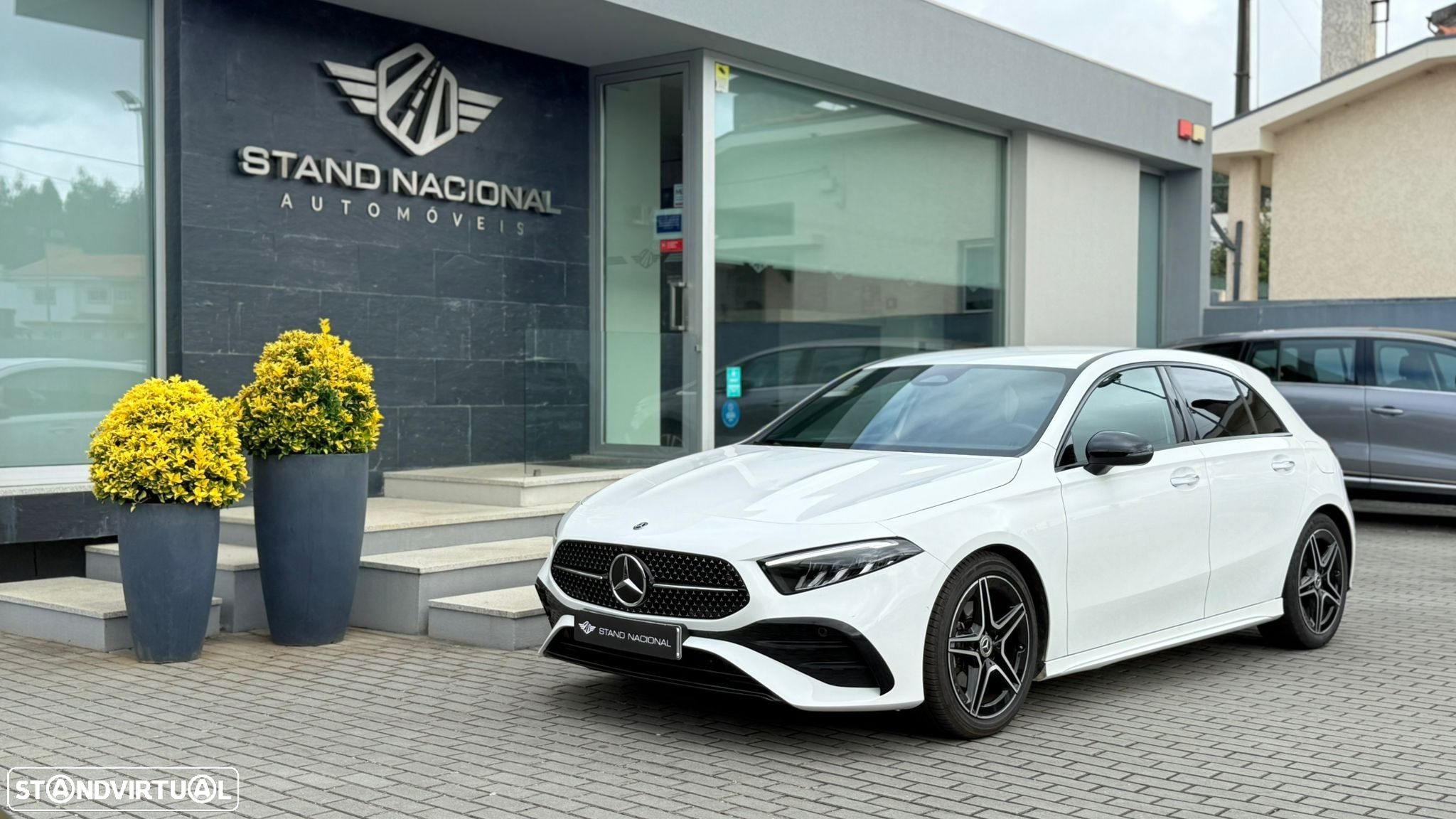 Mercedes-Benz A 200 AMG Line - 10
