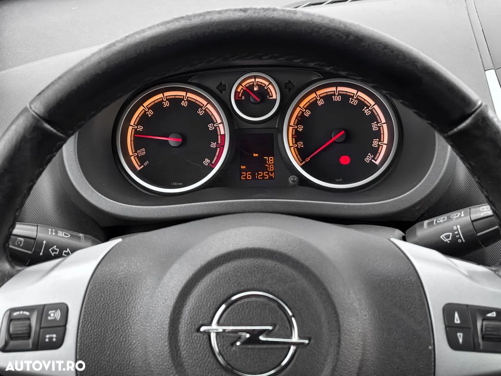 Opel Corsa 1.2 Essentia - 12