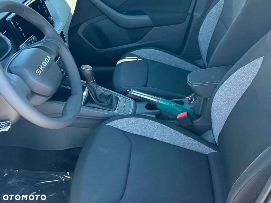 Skoda Kamiq 1.0 TSI Essence - 7