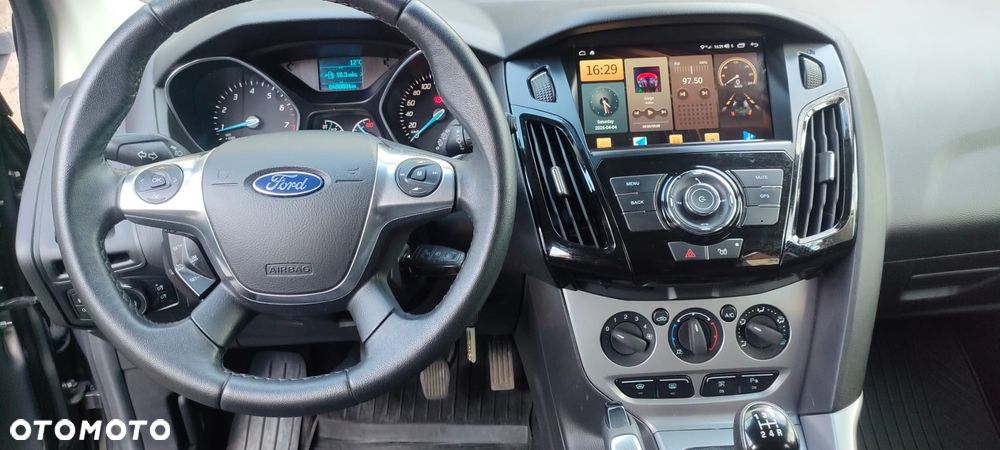 Ford Focus 1.6 Ambiente - 10