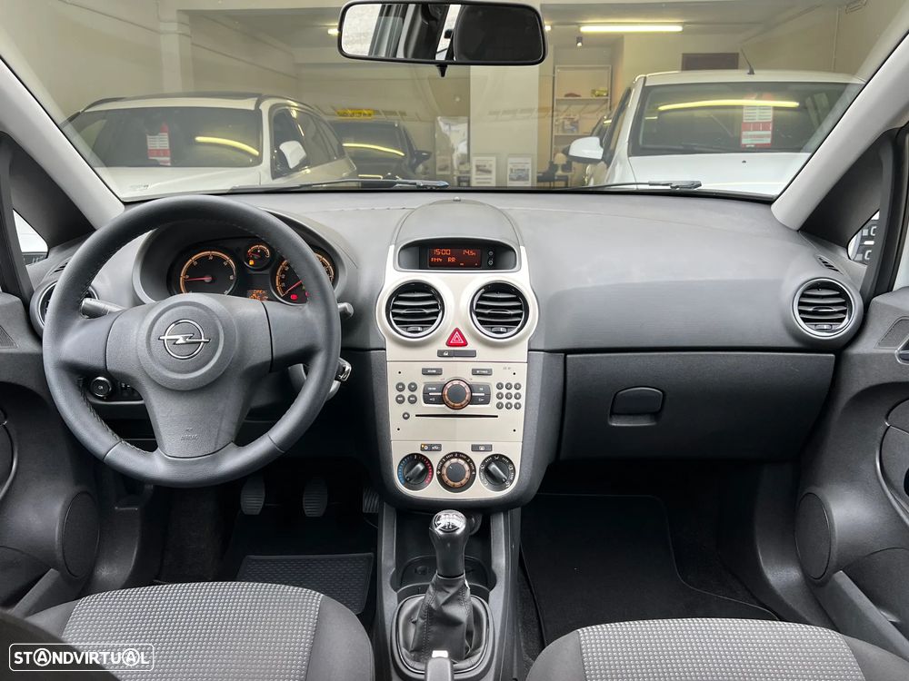 Opel Corsa 1.3 CDTI VAN AC - 17