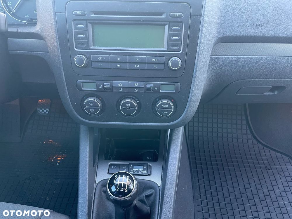 Volkswagen Golf - 12