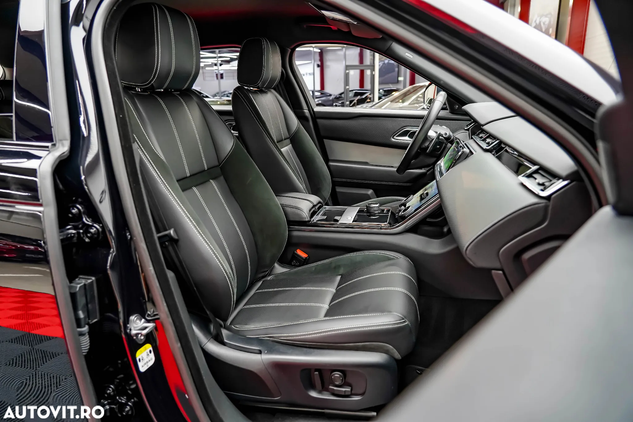 Land Rover Range Rover Velar 2.0 R-Dynamic S - 8