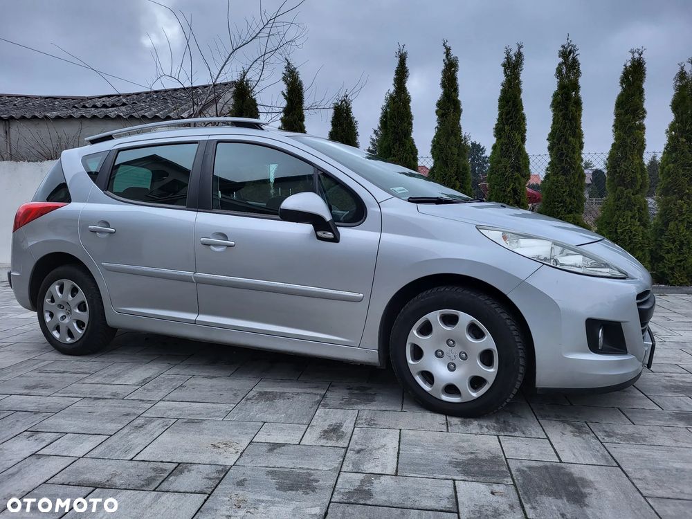 Peugeot 207 1.6 HDi - 10