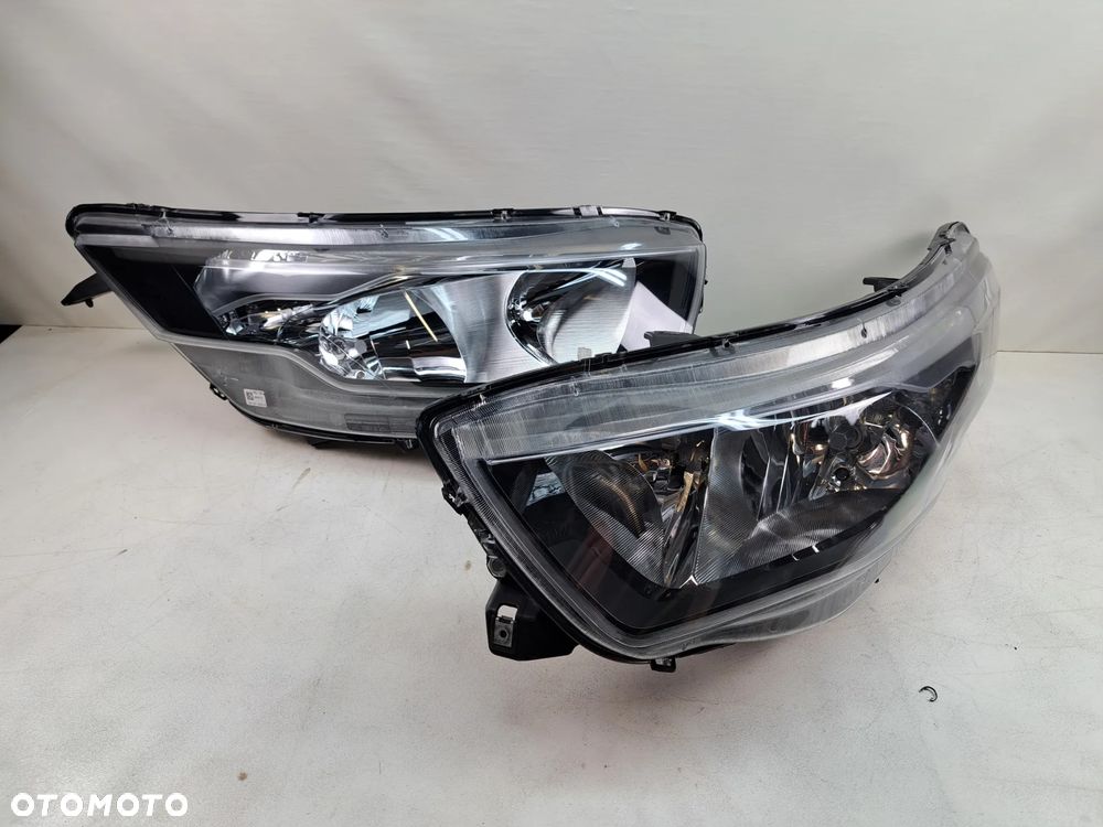 LAMPA IVECO DAILY 6 LIFT KOMPLET LAMPY PRZEDNIE ZWYKŁE - 1