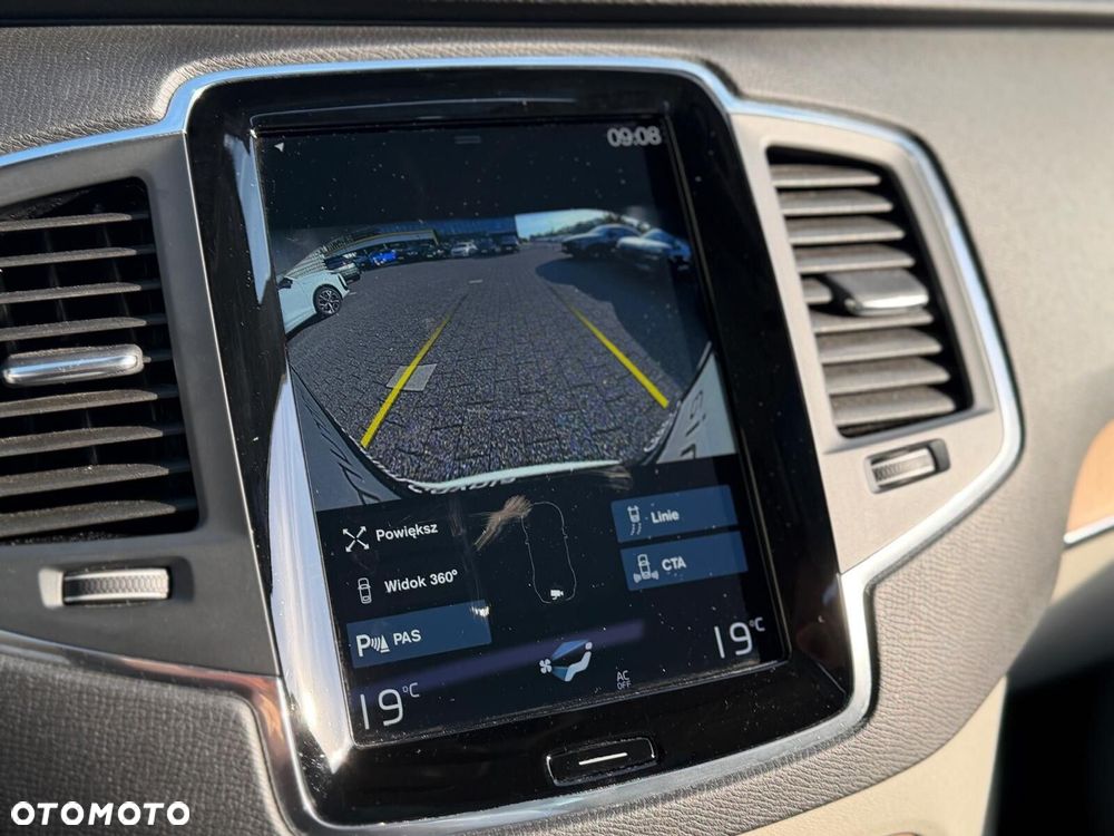Volvo XC 90 B5 D AWD Plus Bright - 40