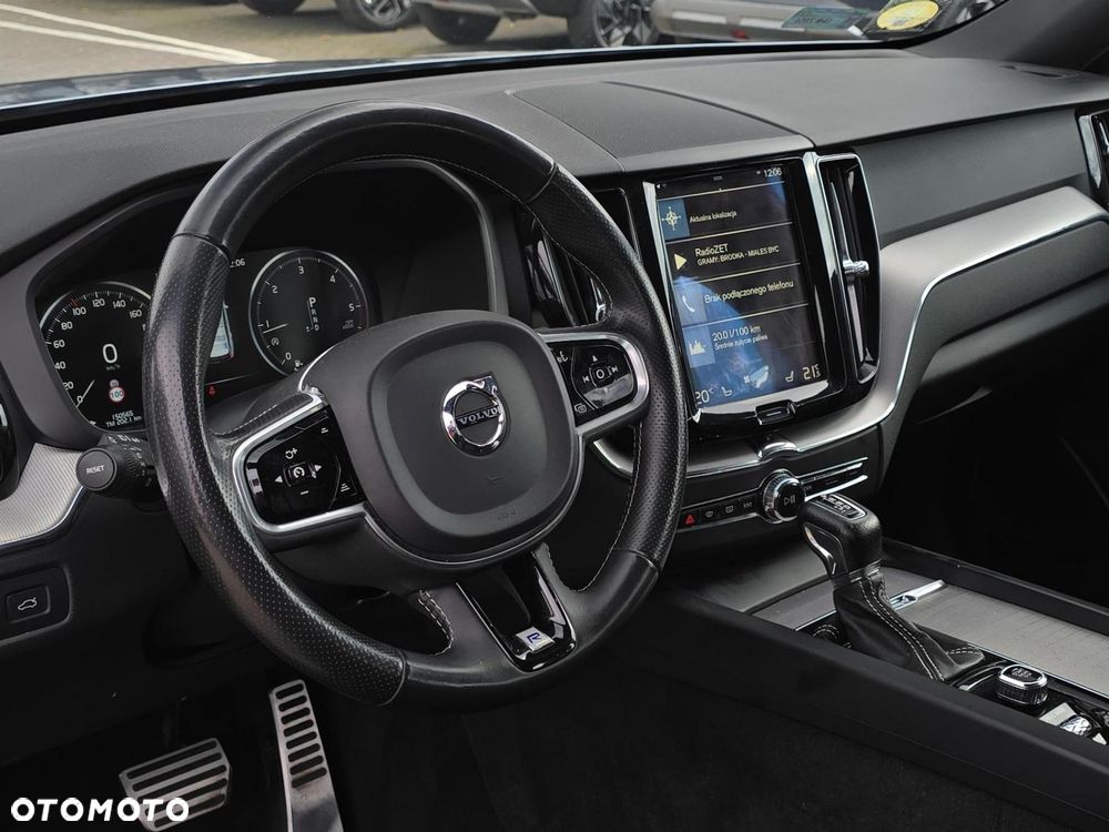 Volvo XC 60 D4 AWD R-Design - 15