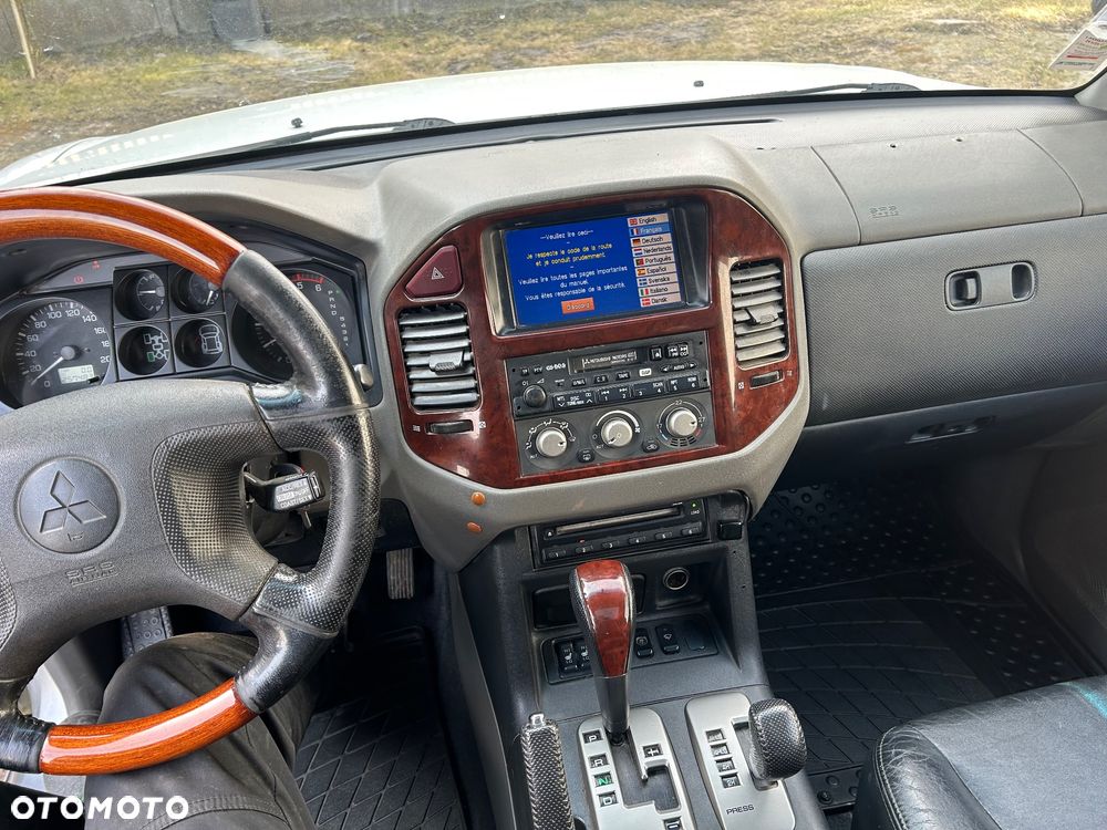 Mitsubishi Pajero 3.2 DI-D Automatik Instyle - 14