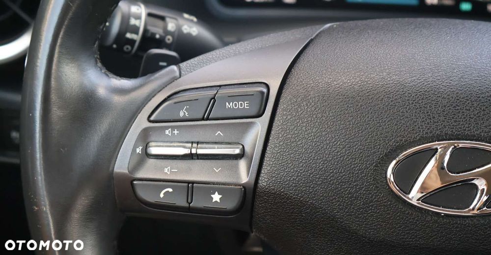 Hyundai Kona - 17