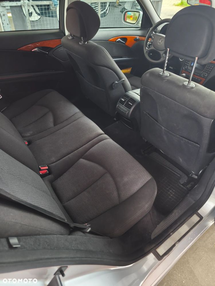 Mercedes-Benz Klasa E 220 CDI Classic - 8