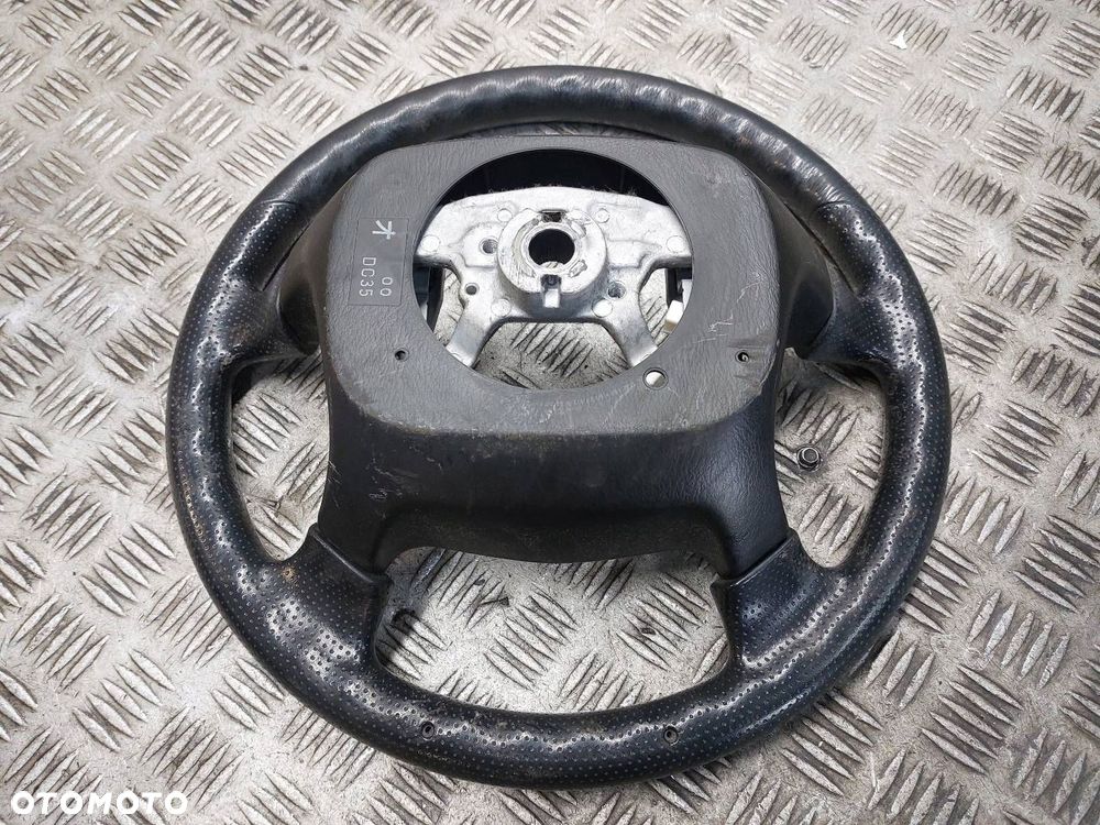 KIEROWNICA + PODUSZKA MAZDA DEMIO I 96-02 LC6357K00 - 9