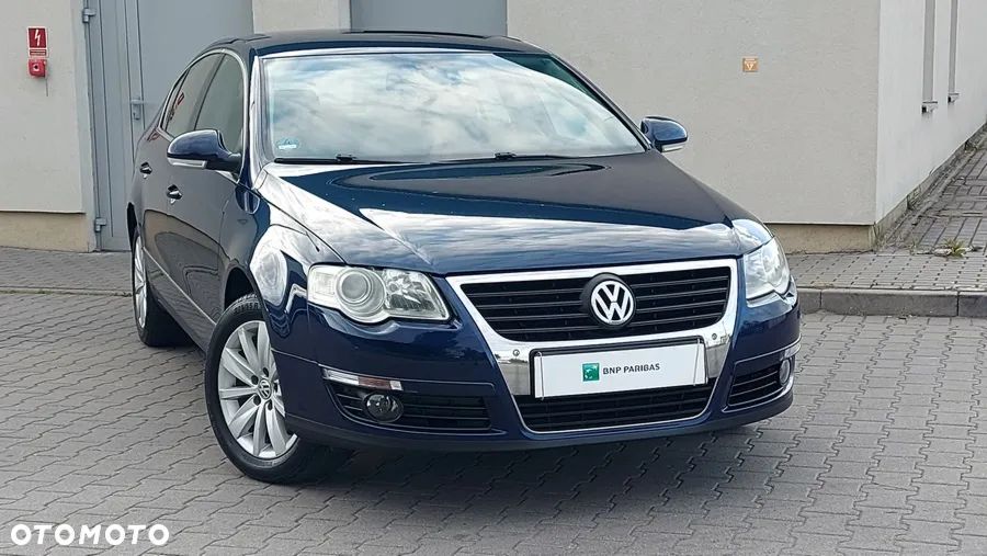 Volkswagen Passat 2.0 FSI Comfortline - 11