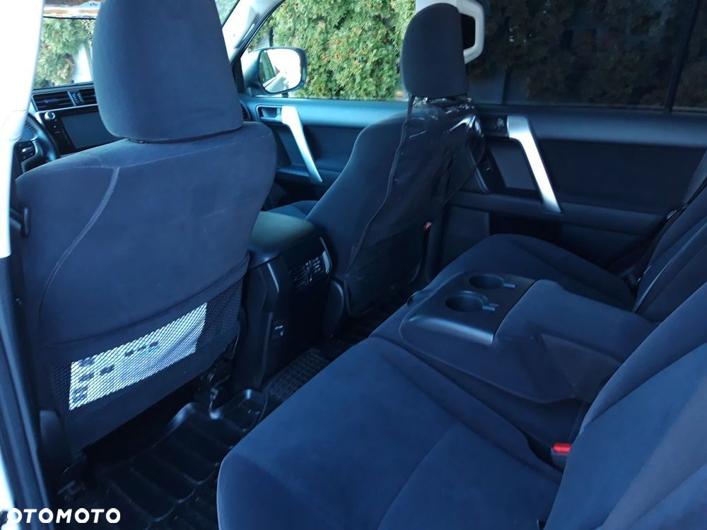 Toyota Land Cruiser LC 2.8 D-4D Prado - 23