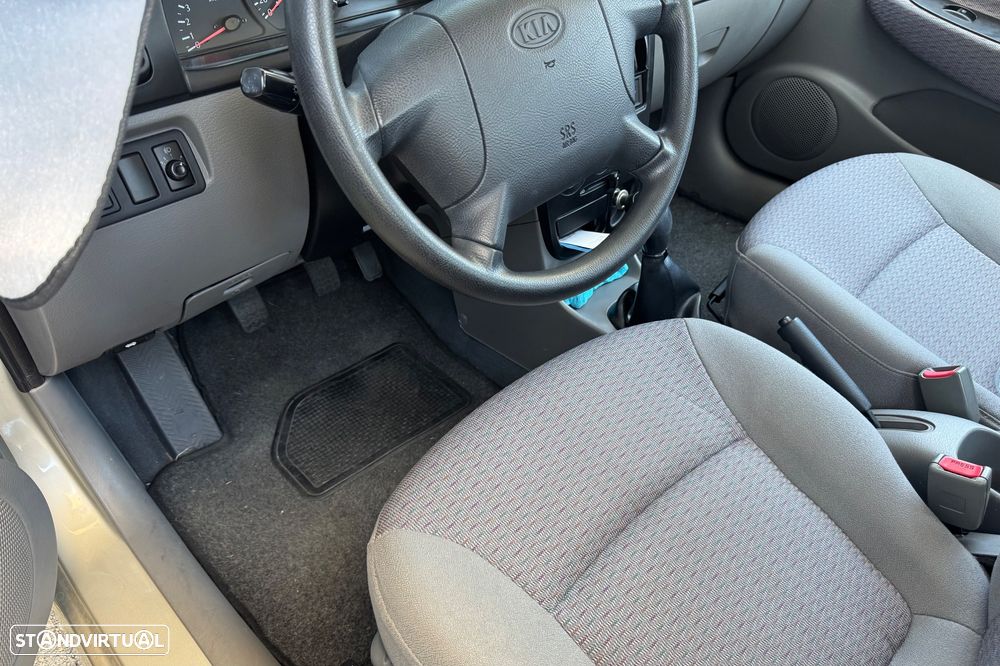 Kia Rio Sedan 1.3 LS - 5