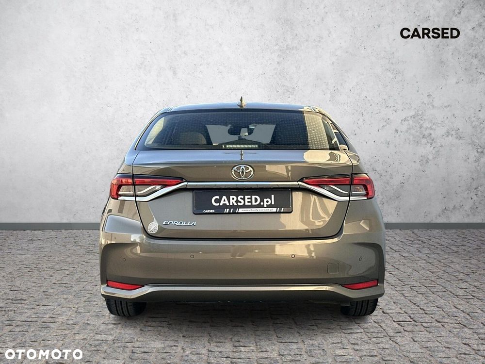 Toyota Corolla - 4