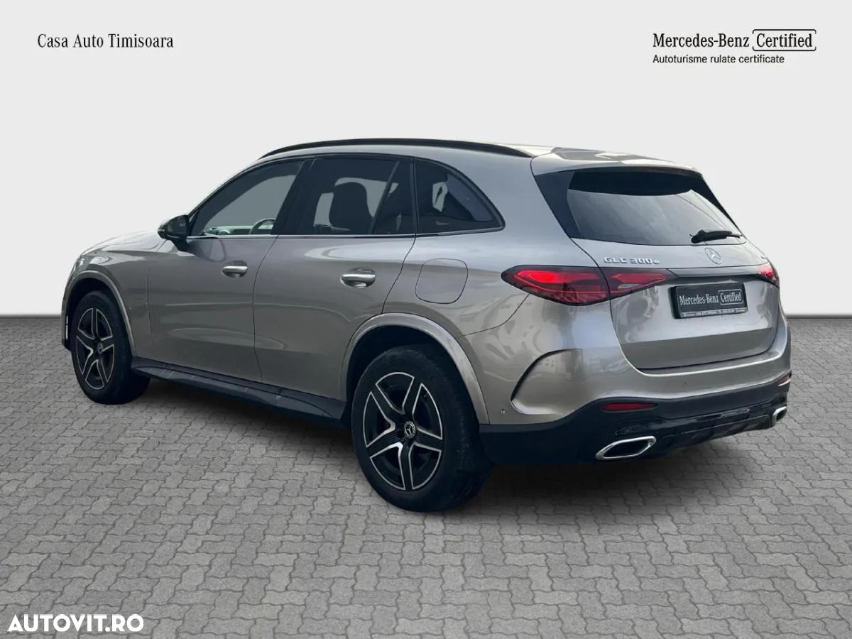 Mercedes-Benz GLC 300 e 4MATIC - 4