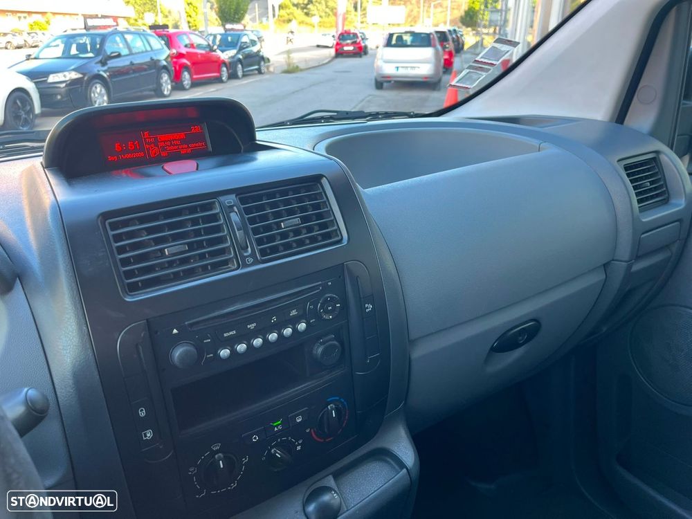 Peugeot Expert 1.6 HDi 227 L1H1 Pack CD Clim - 19