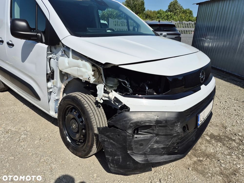 Opel COMBO - 23