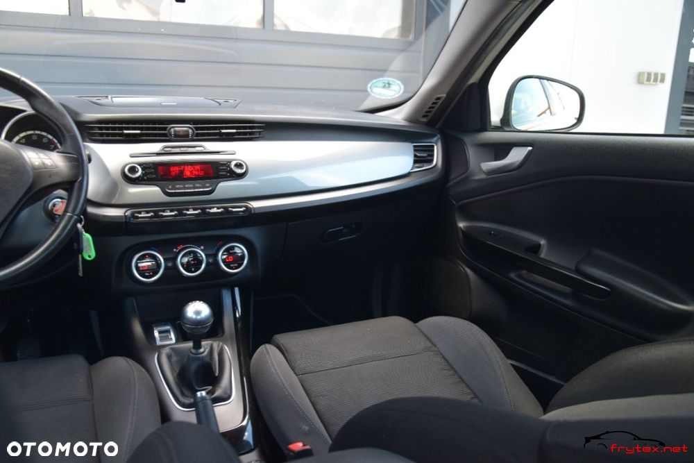 Alfa Romeo Giulietta - 24