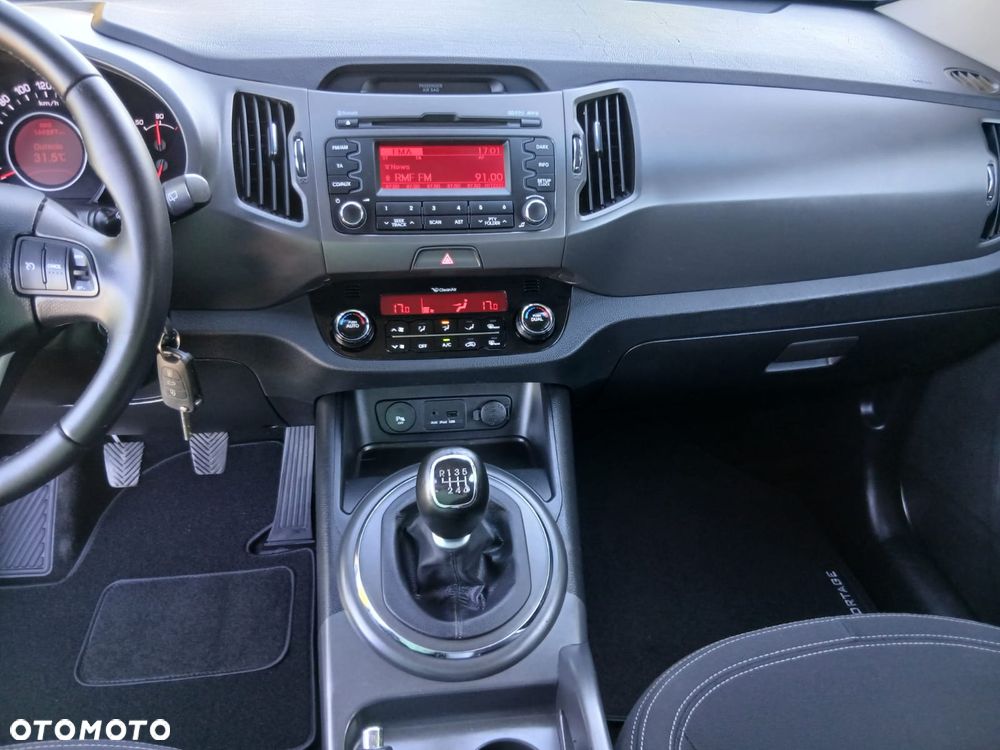 Kia Sportage 1.6 GDI 2WD Attract - 24