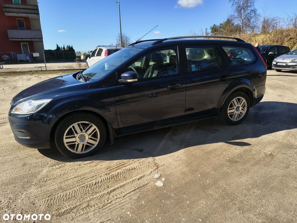 Ford Focus 1.8 TDCi Ambiente - 2