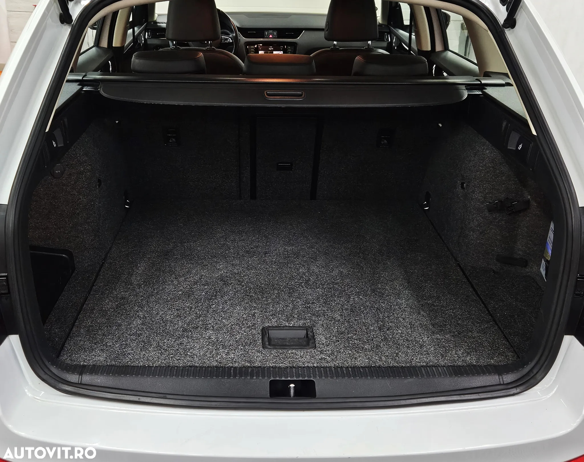 Skoda Octavia 2.0 TDI 4x4 DSG Laurin & Klement - 10