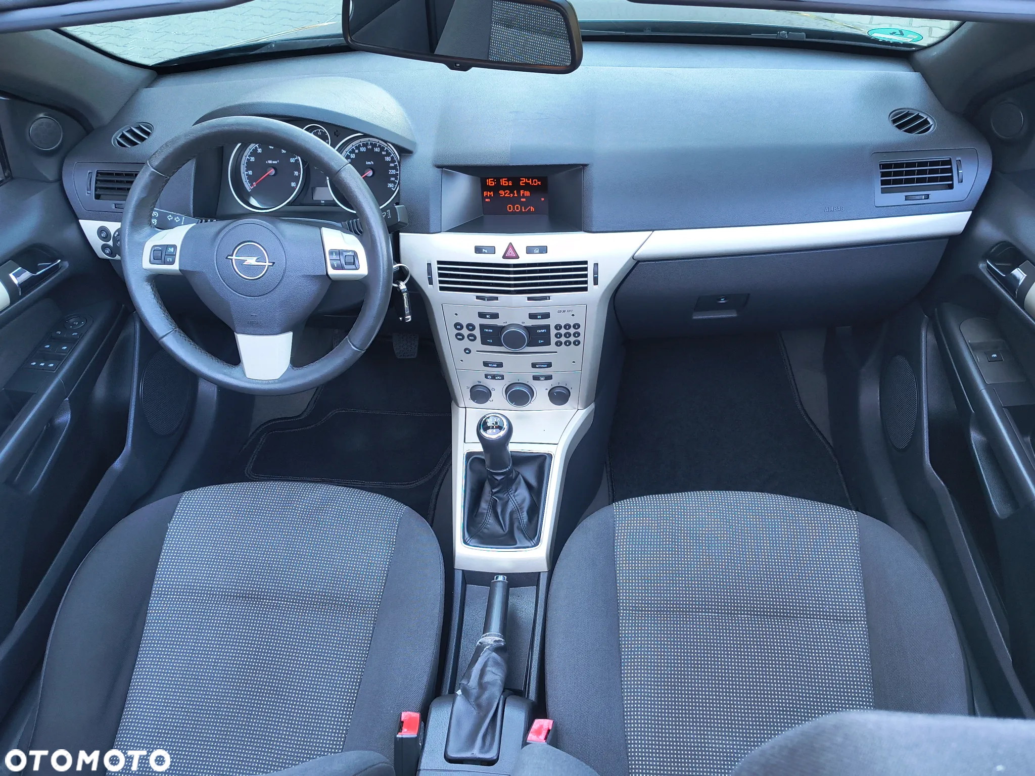 Opel Astra Twin Top 1.8 Edition - 19
