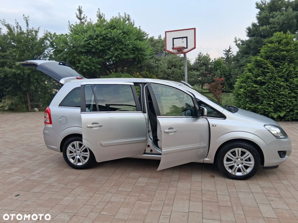 Opel Zafira 1.8 Family Plus - 6