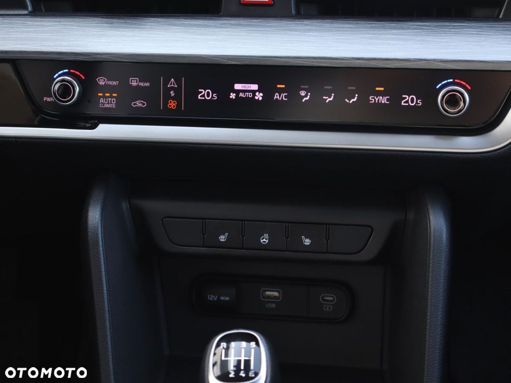 Kia Sportage - 14